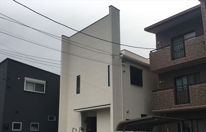 松戸市の3階建て新築で台風でも安心の屋根裏テレビアンテナ工事