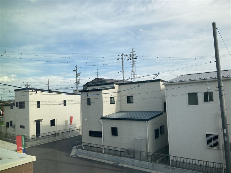 岐阜市の新築で屋根裏に台風でも安心の地上波デジタルアンテナ工事