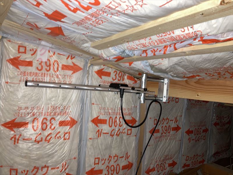 東浦町で台風でも安心の屋根裏アンテナ取付工事