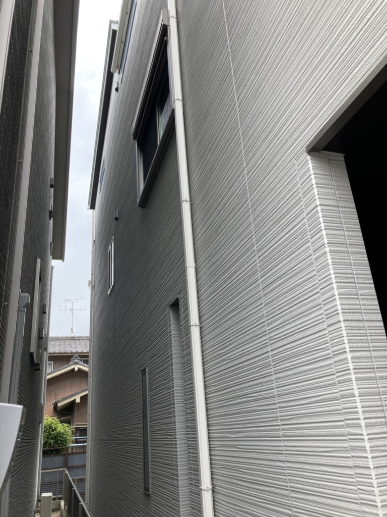 名古屋市中村区の3階建て新築にデザインアンテナ工事
