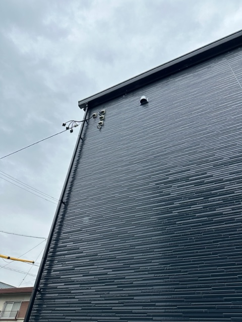練馬区西大泉の新築で台風でも安心の屋根裏アンテナ工事