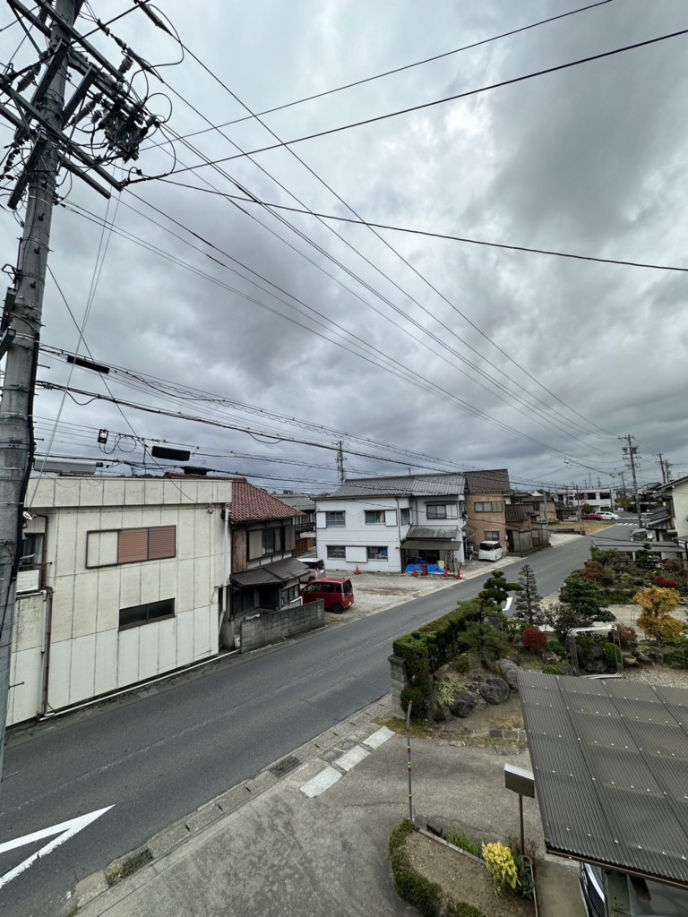 瀬戸市品野町のガルバリウム外壁の新築でのデザインアンテナ壁面工事