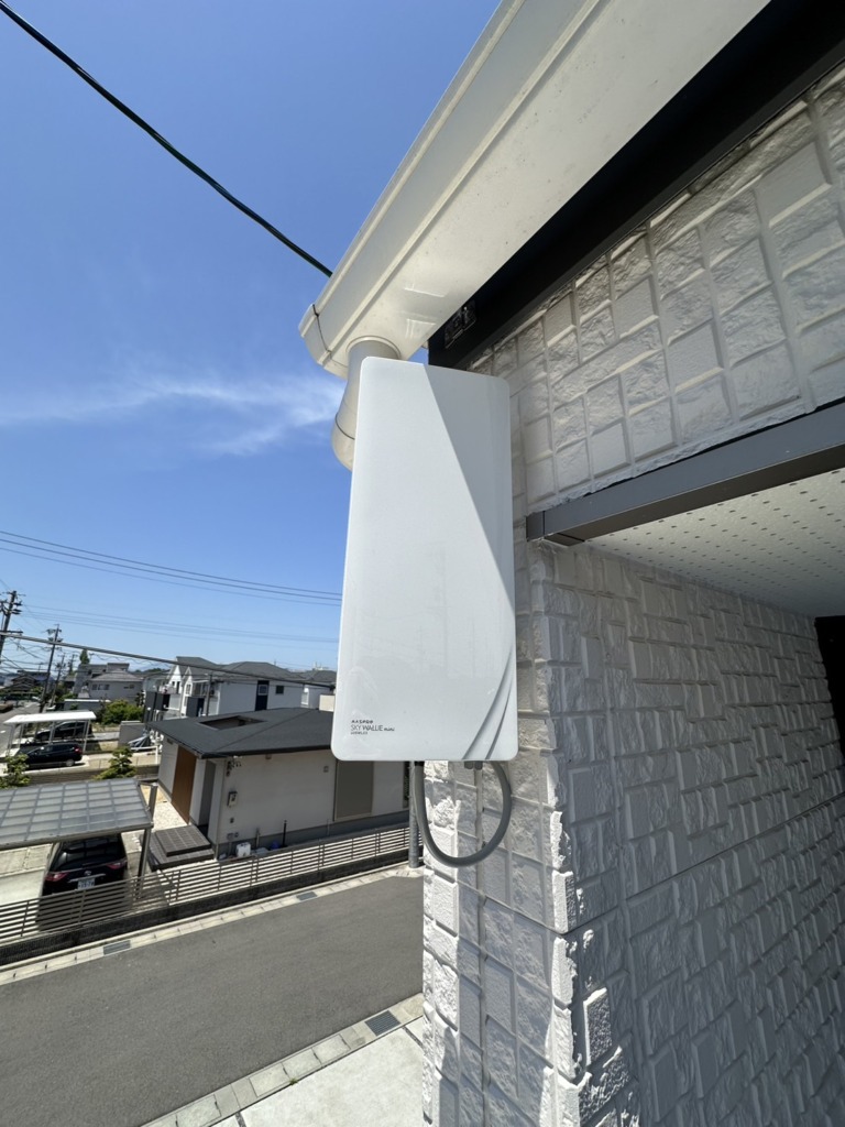 笠松町長池の新築で限られたスペースでの小型デザインアンテナ壁面工事