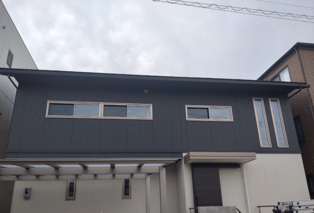 刈谷市原崎町の新築で建物の外観が気にならない屋根裏地デジアンテナ工事