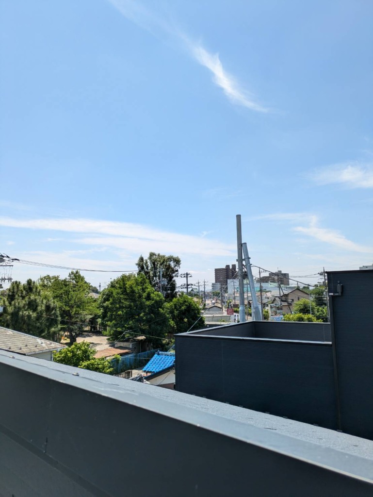 春日部市八丁目の電波事情の非常に厳しい地域での新築八木式アンテナ工事