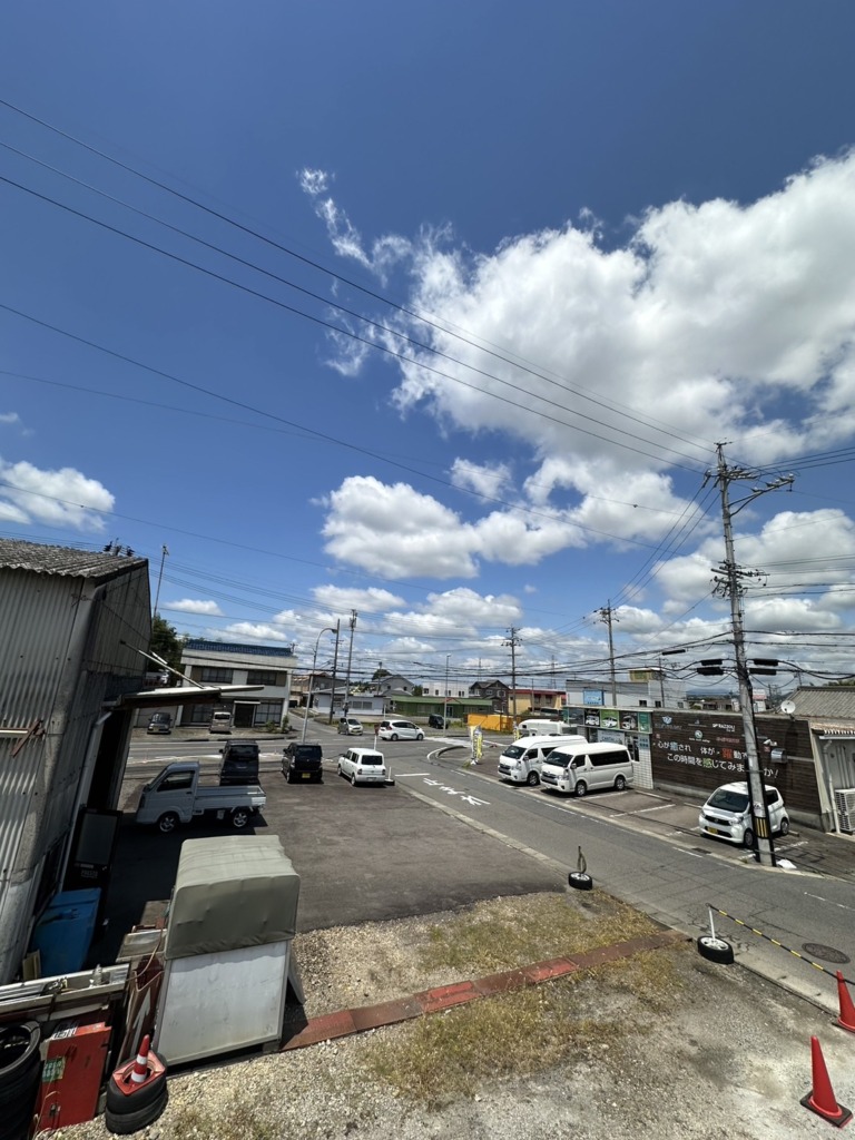 可児市川合の平屋新築に地デジ小型デザインアンテナサイドベース工事