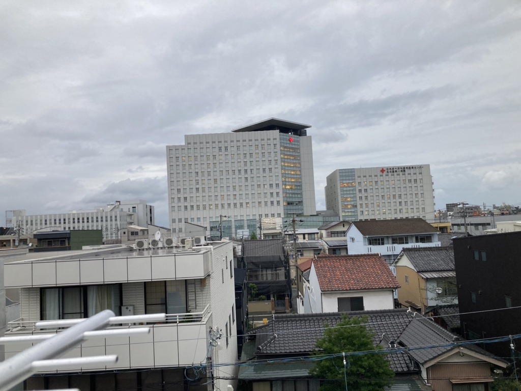 名古屋市中村区元中村町の3階建て新築で難易度の高い地デジアンテナ工事