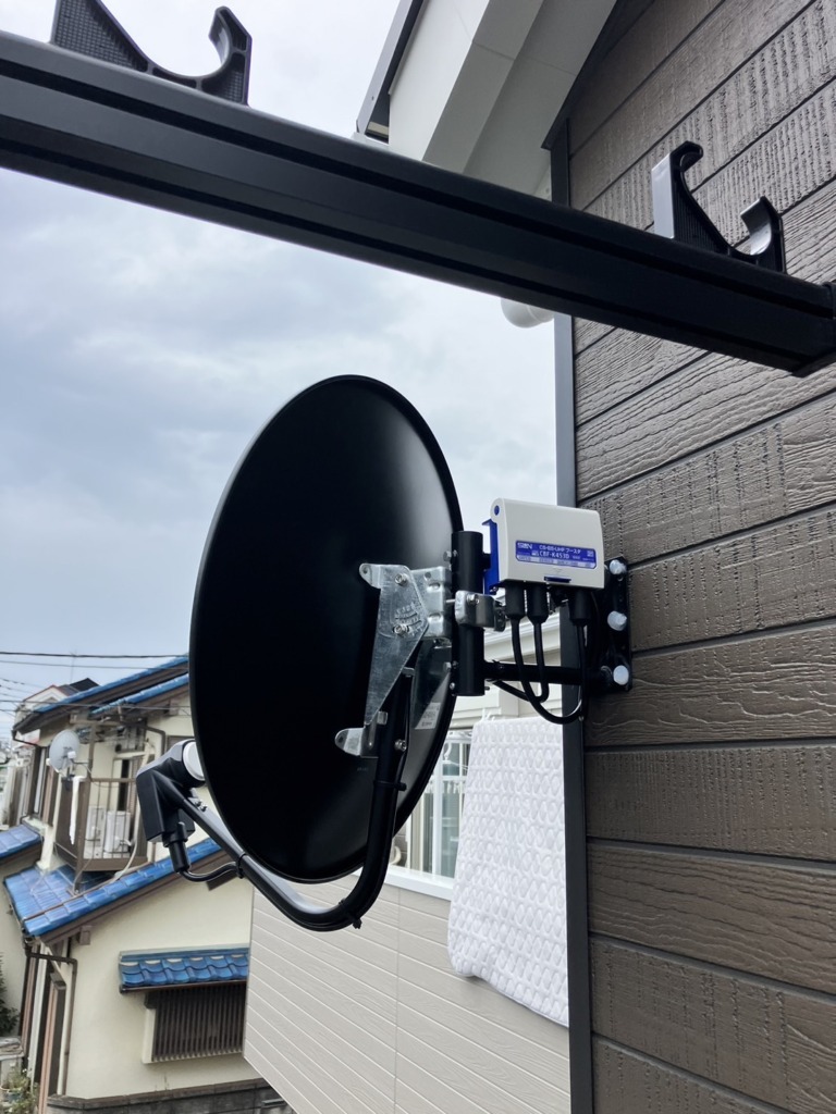 西東京市泉町の新築に4K8K対応BSと地上波デザインアンテナ壁面工事