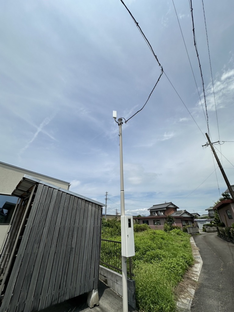 瑞穂市宮田でスッキリポールへの小型地上波デジタル放送テレビアンテナ工事