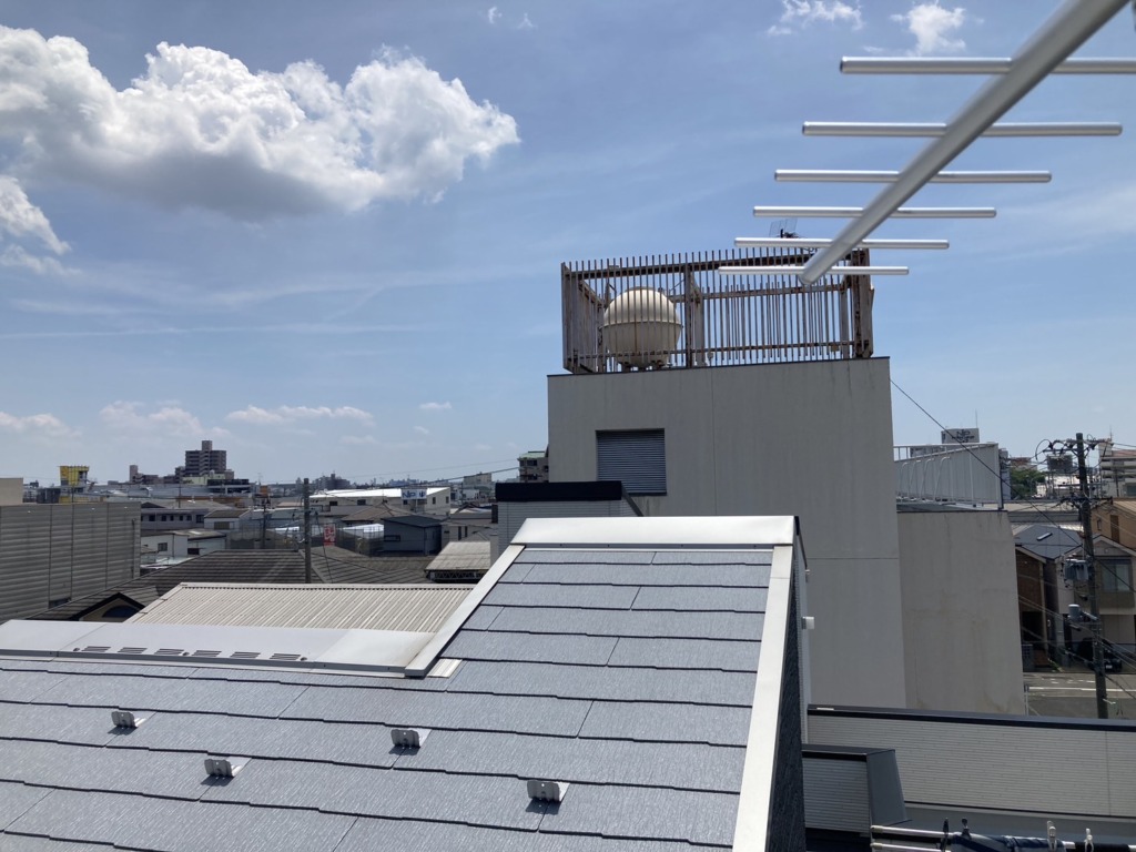 名古屋市中川区澄池町の3階建て住宅に光テレビから八木式アンテナへの切り替え工事