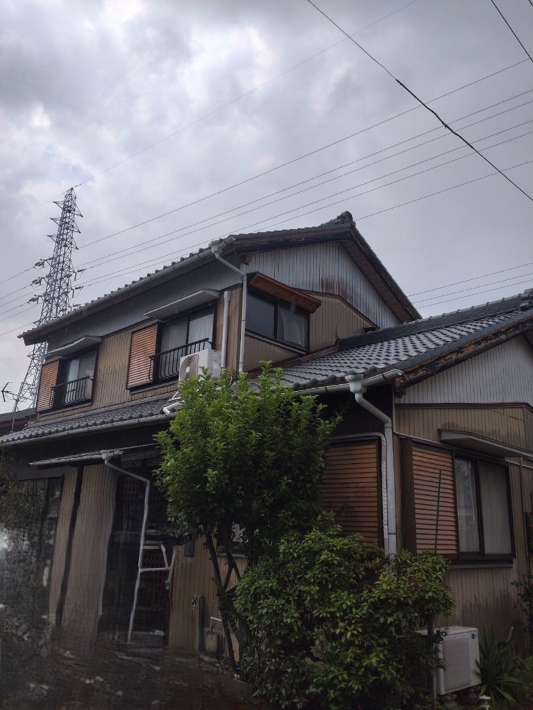 西尾市鶴城町の既存住宅で光テレビからアンテナへの切り替え工事