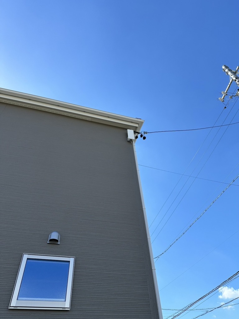 一宮市起の電波が弱い地域でのデザインアンテナ壁面工事