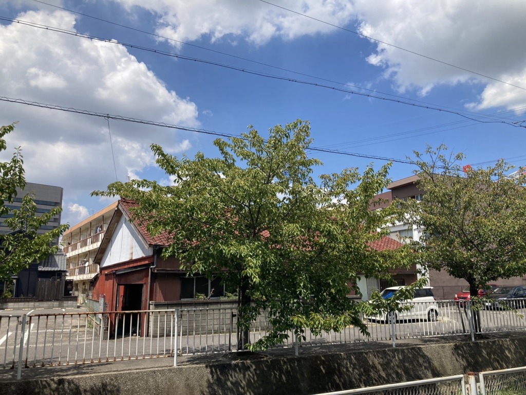 安城市相生町の既存住宅に光回線見直しに伴う光テレビからアンテナへの切り替え工事
