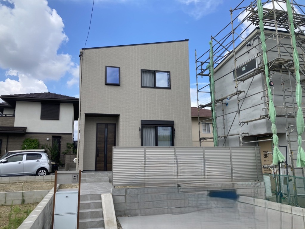 長久手市戸田谷の新築に建物の外観が気にならない地デジ屋根裏アンテナ工事
