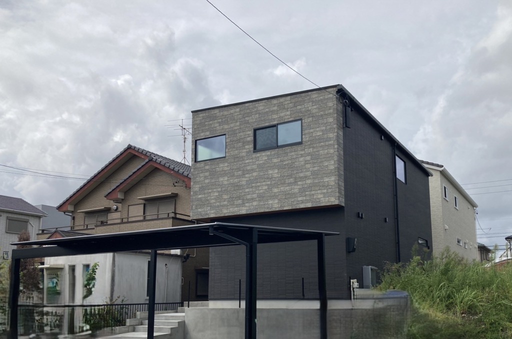 日進市竹の山の新築にお洒落な地上波デジタル放送デザインアンテナ壁面工事