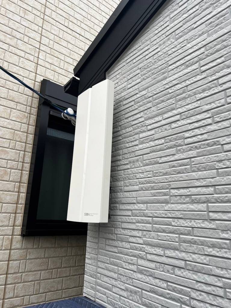 名古屋市南区楠町の建物が多い環境下でのデザインアンテナ壁面工事