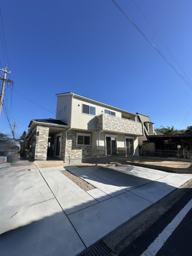 一宮市北方町北方の電波が弱い新築住宅での屋根裏アンテナ工事