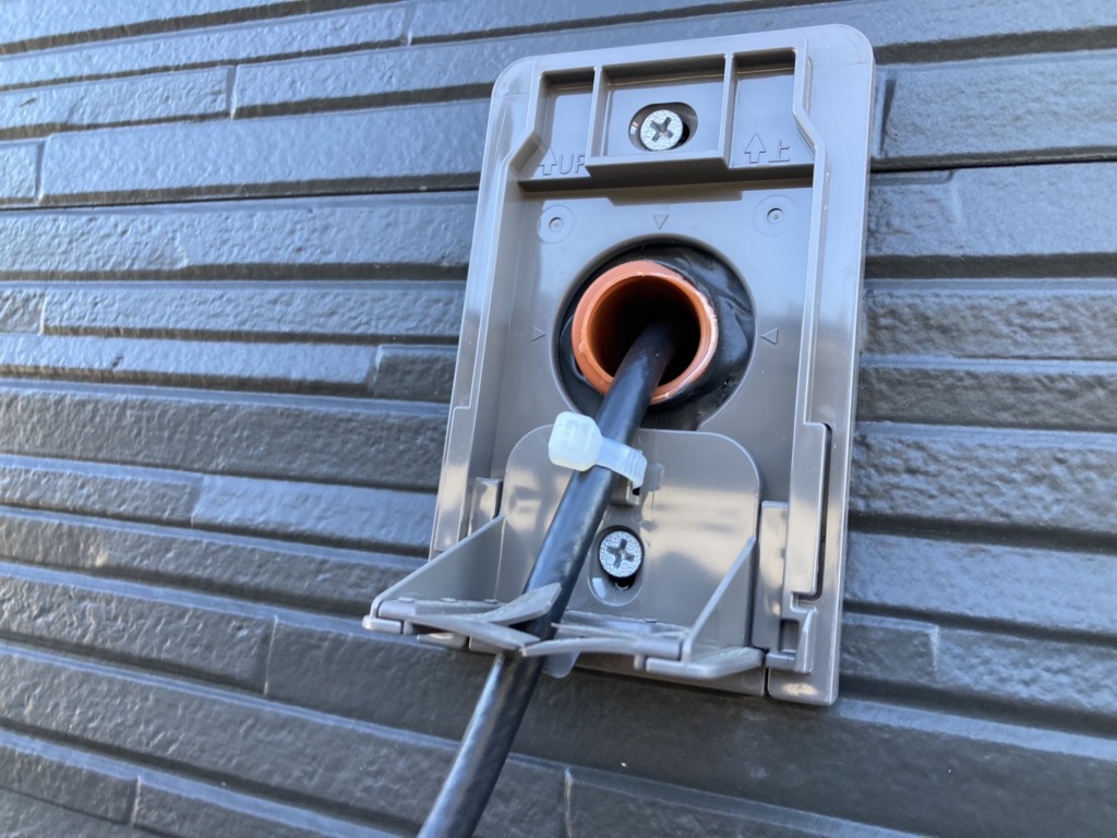 額田郡幸田町大草の太陽光パネルがある光仕様の新築に4K8K放送対応BSとユニコーンアンテナ工事