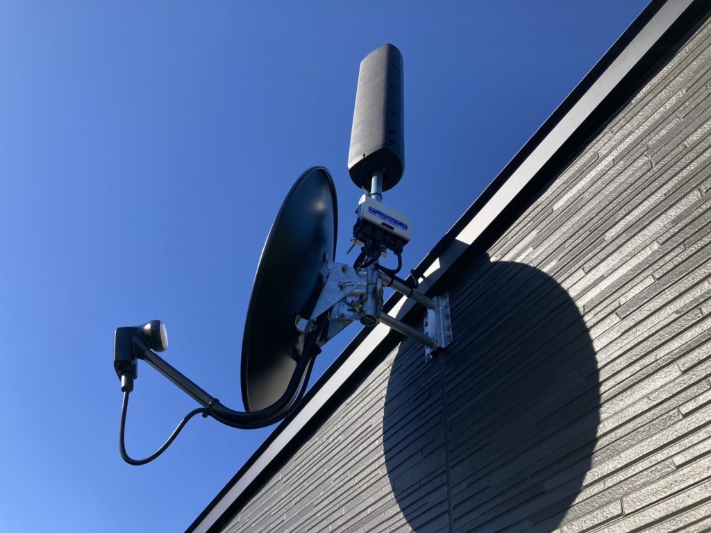 額田郡幸田町大草の太陽光パネルがある光仕様の新築に4K8K放送対応BSとユニコーンアンテナ工事