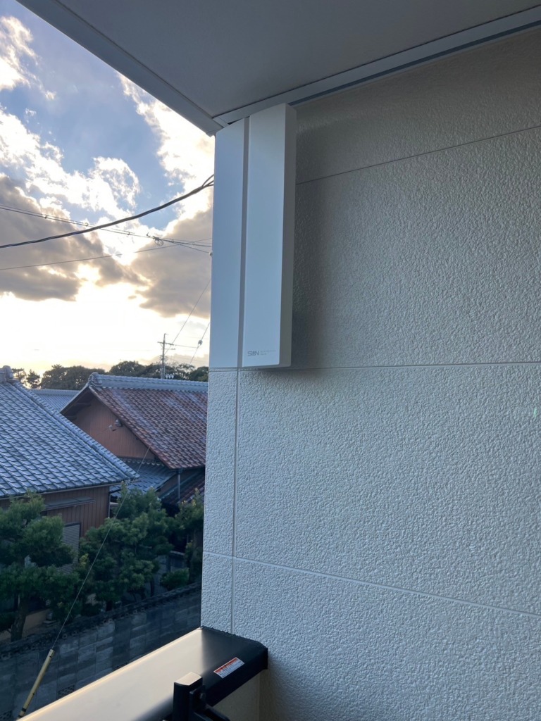 名古屋市北区如意の新築ベランダにデザインアンテナ壁面工事