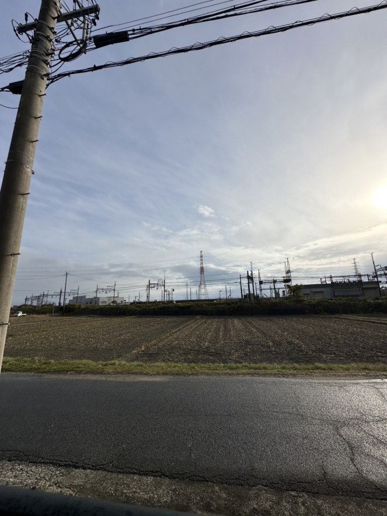 桑名市東金井のタイル外壁の新築に地上デジタル放送 屋根裏アンテナ工事