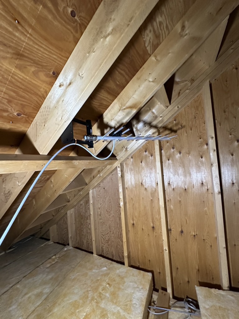 揖斐郡大野町上磯の既存住宅で受信不良によるアンテナ交換