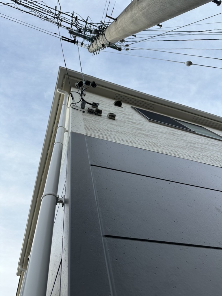 一宮市篭屋の新築に小型フラットアンテナ工事