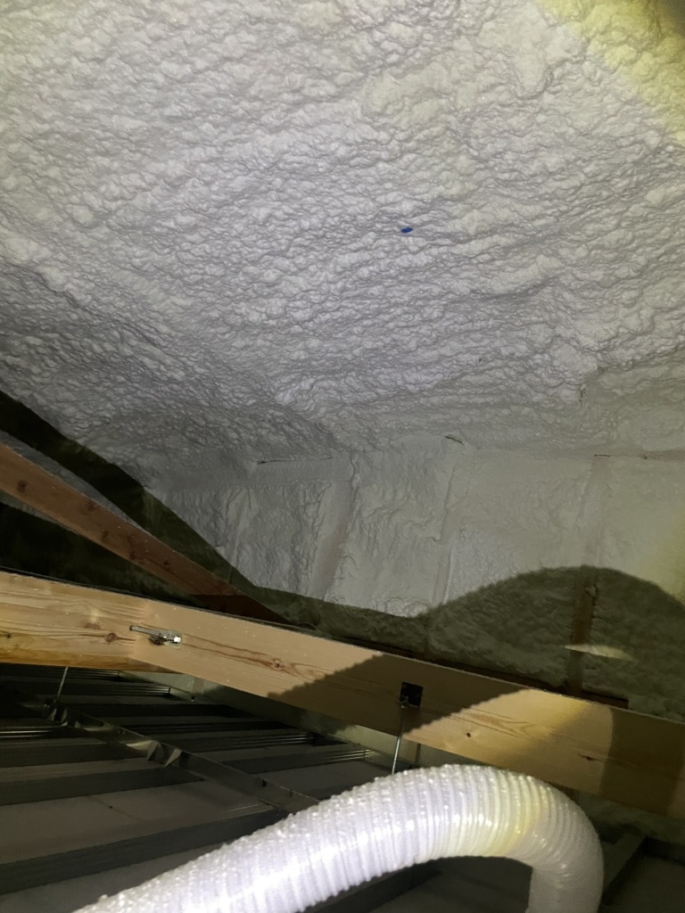 草津市川原町の光仕様の新築に外から見えない地上波デジタル放送テレビアンテナ工事