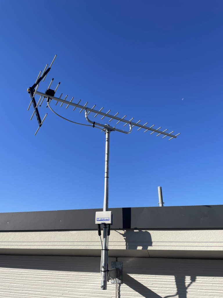 大和市大和東の既存住宅に安定受信目的の八木式アンテナ工事