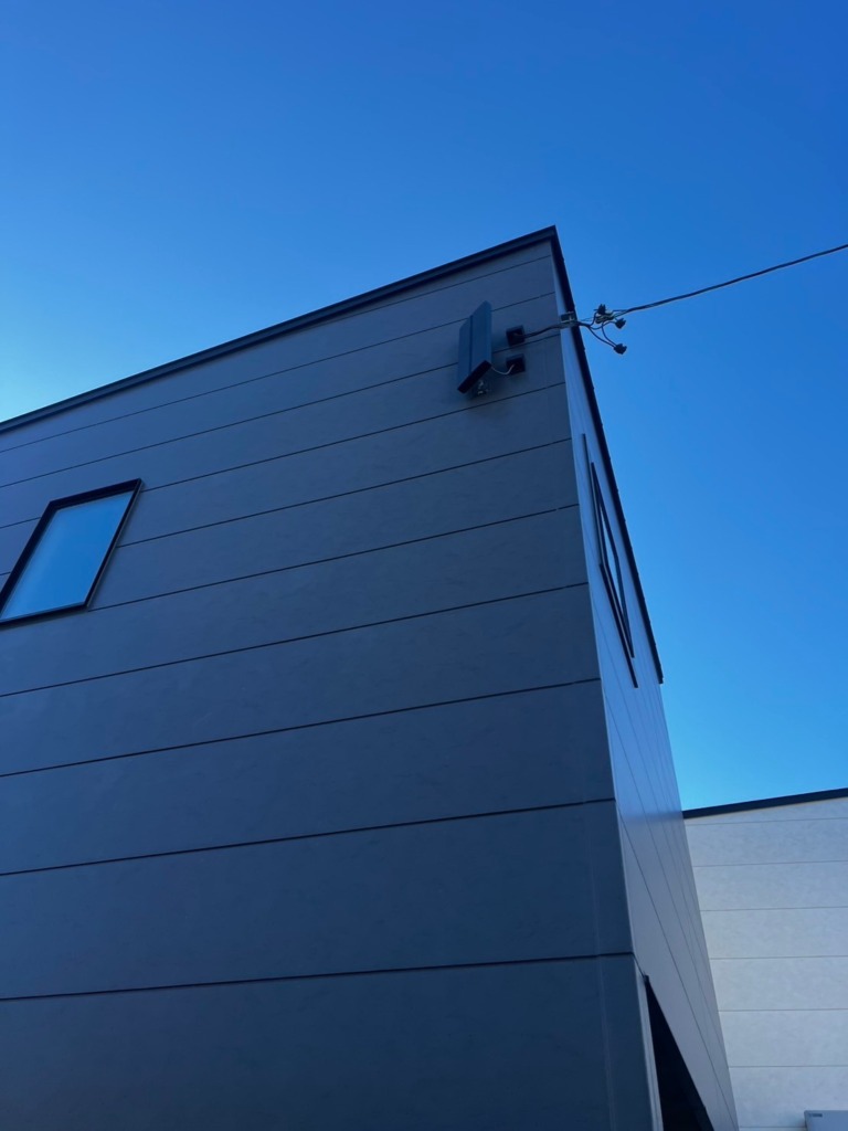 名古屋市中川区戸田の新築にお洒落なデザインアンテナ壁面工事