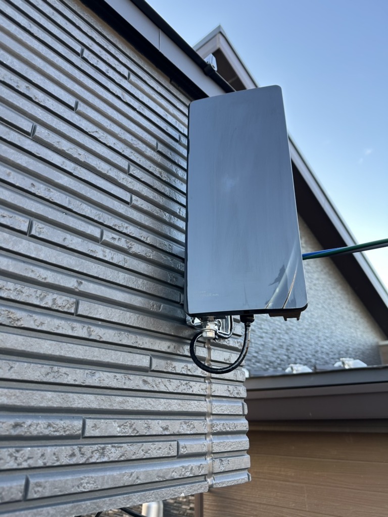 一宮市観音寺のアンテナ配線がない光仕様新築でのデザインアンテナ壁面工事