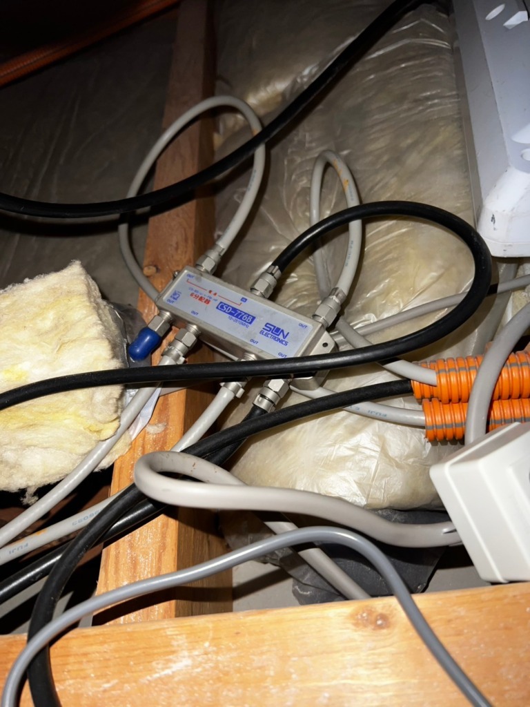 名古屋市天白区鴻の巣の既存住宅でケーブルテレビからアンテナへの切り替え工事