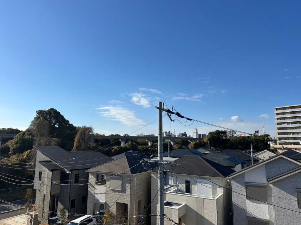 吹田市古江台の比較的新しい既存住宅にユニコーンアンテナ工事