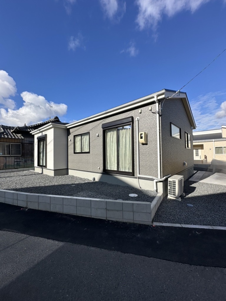 多治見市笠原町の一建設新築平屋での八木式アンテナ屋根馬工事