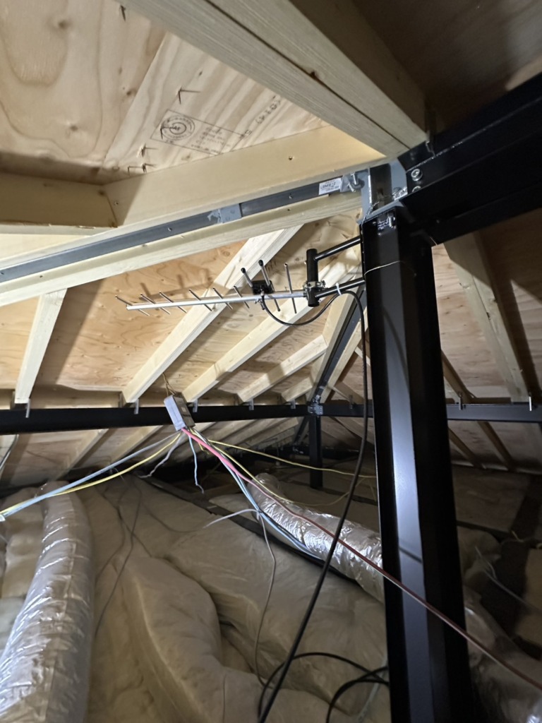 丹羽郡扶桑町柏森のパナソニックホーム新築に災害に強い屋根裏アンテナ工事