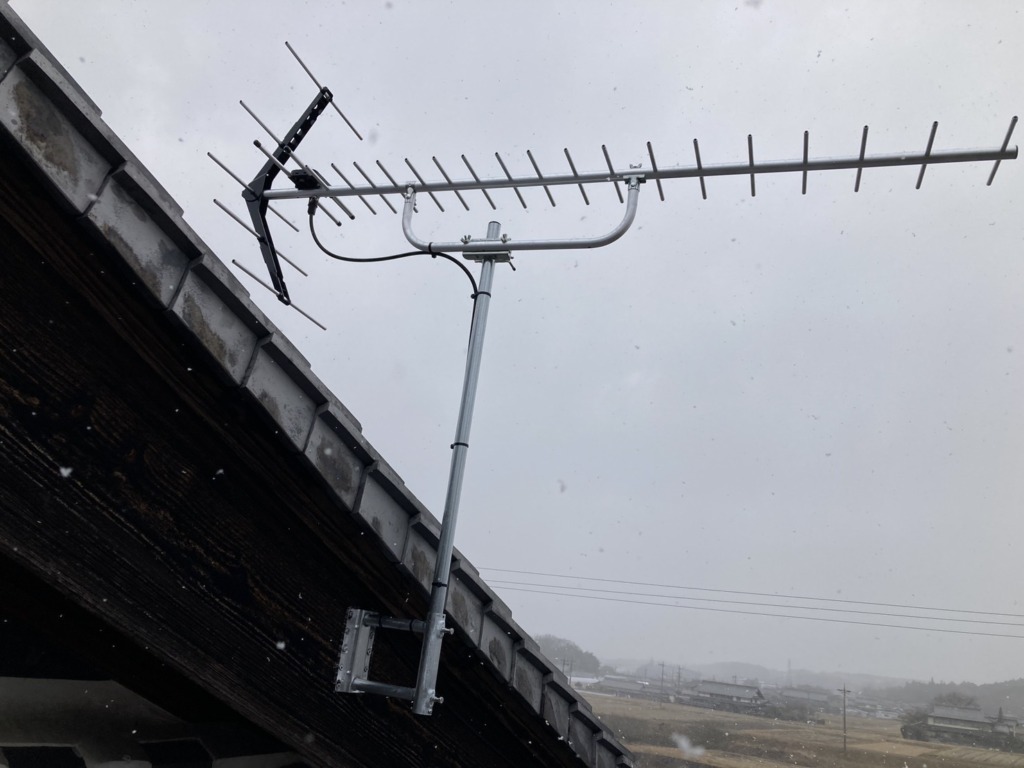 恵那市東野の既存住宅に長期安定受信目的の八木式アンテナ工事