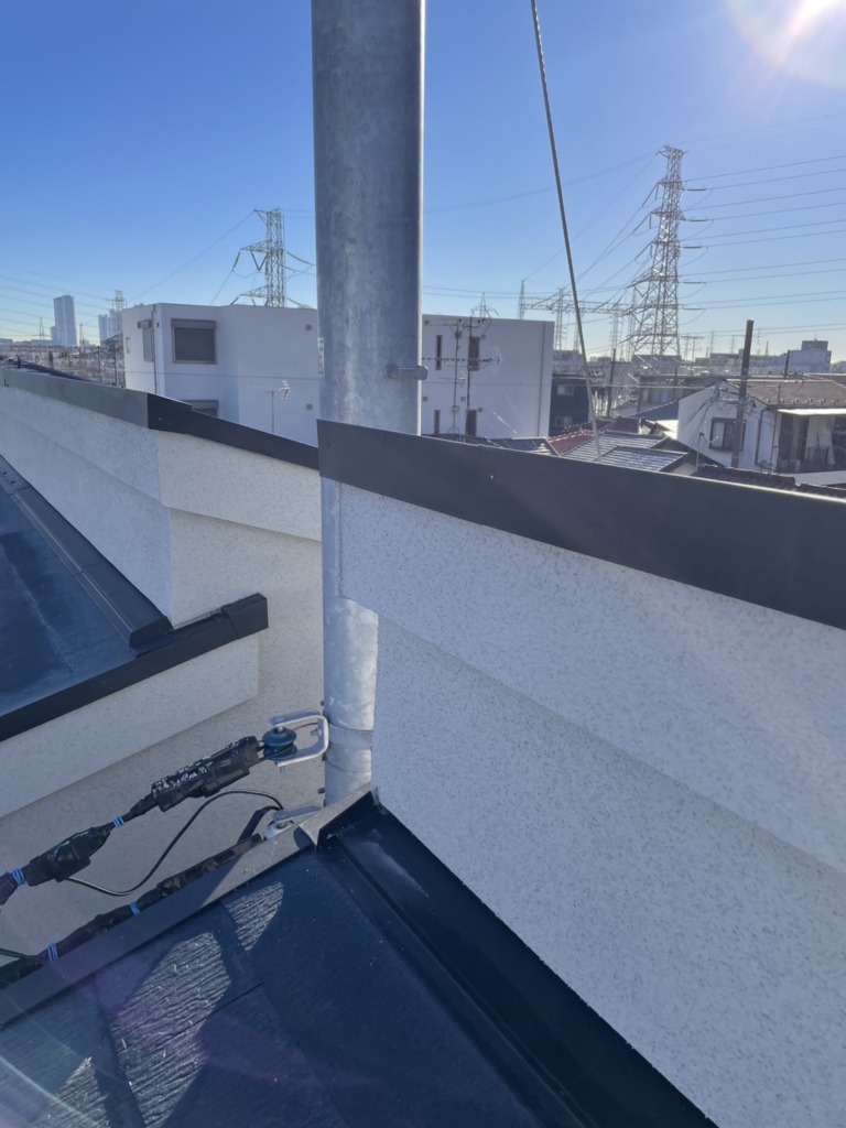 川崎市高津区千年の3階建て新築に4K8K放送対応BSと地上波デジタル放送デザインアンテナ工事