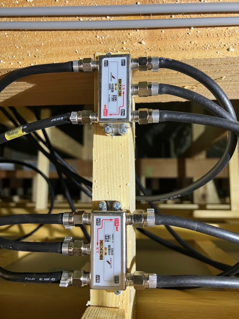 稲沢市正明寺の新築にお洒落で災害に強いデザインアンテナ壁面工事