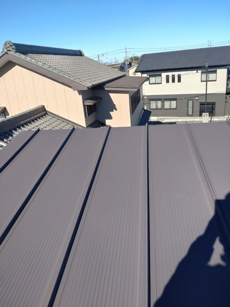 西尾市田貫町の光仕様既存住宅で光テレビから小型フラット地デジアンテナへの切り替え工事