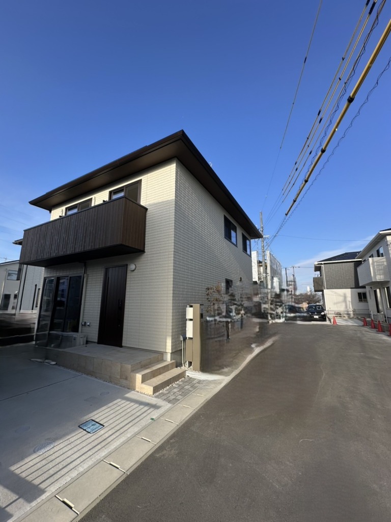 稲沢市北市場本町の大和ハウス軽量鉄骨造新築に災害に強い屋根裏アンテナ工事