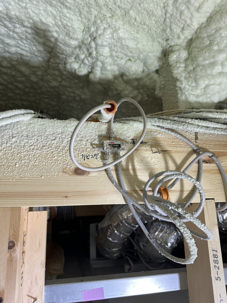 瑞穂市本田の光仕様新築に4K8KBSと地上波デジタル放送テレビアンテナ工事