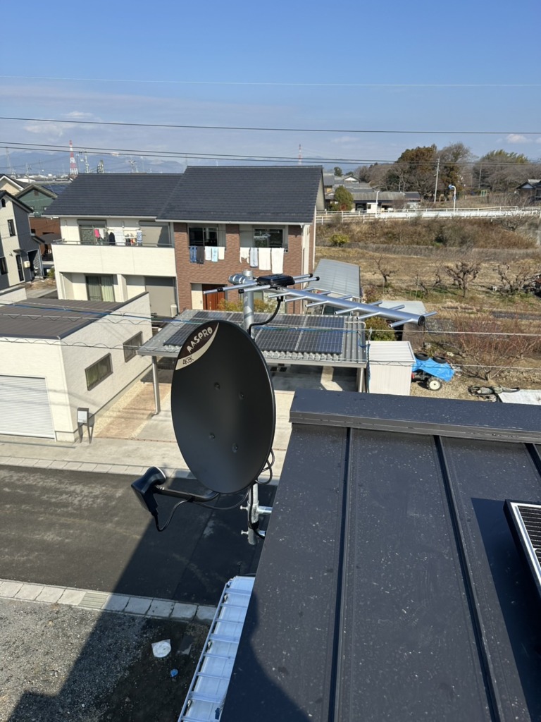 瑞穂市本田の光仕様新築に4K8KBSと地上波デジタル放送テレビアンテナ工事