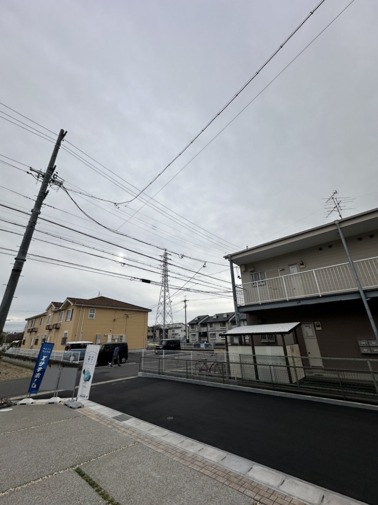 一宮市相生のエサキホーム様新築に台風でも安心の地上波デジタル放送　屋根裏アンテナ工事