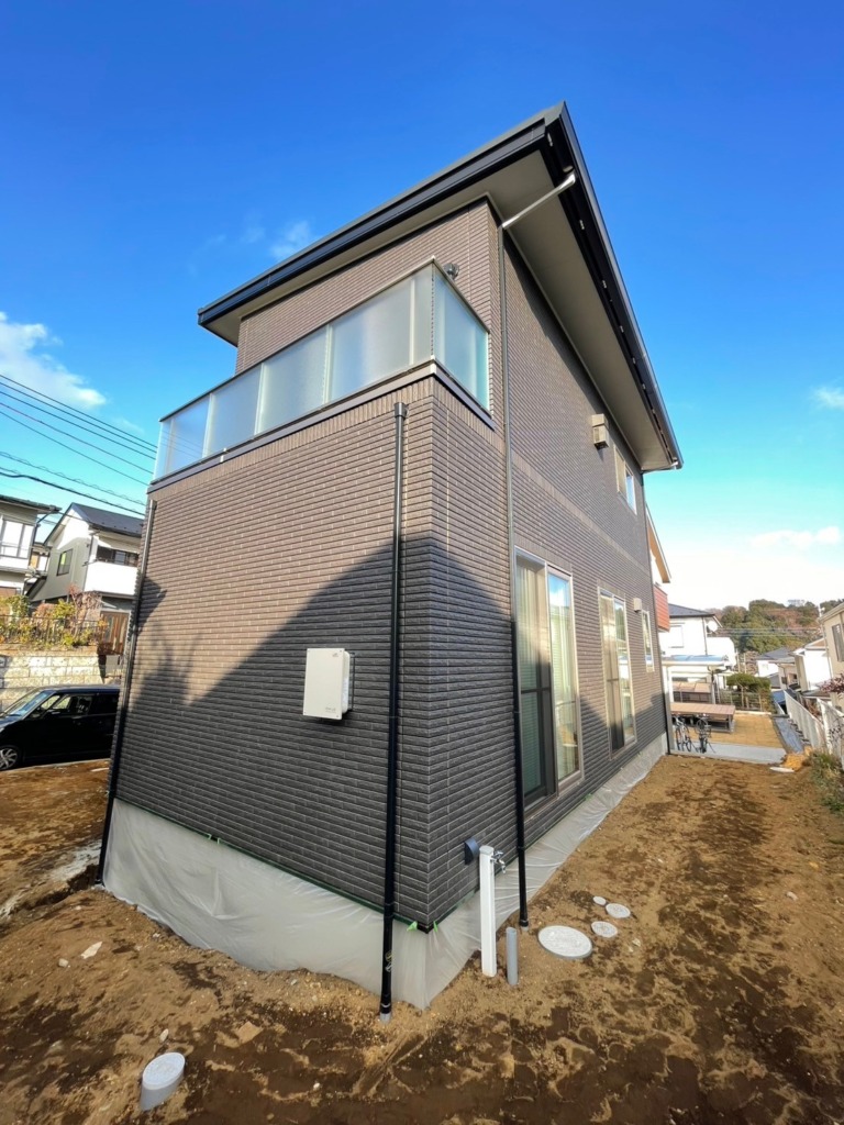 綾瀬市吉岡のハイドロテクトタイル外壁の一条工務店新築に地上波デジタル放送アンテナ工事