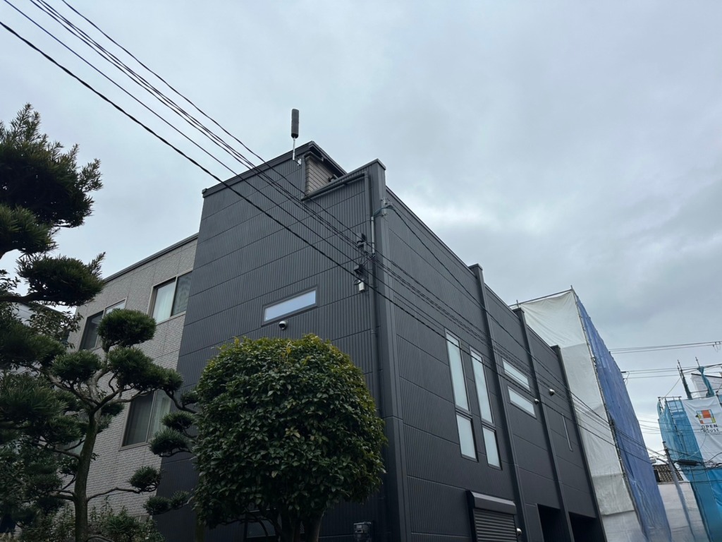 守口市滝井元町の近畿不動産様3階建て新築 スタイリッシュなユニコーンアンテナ工事