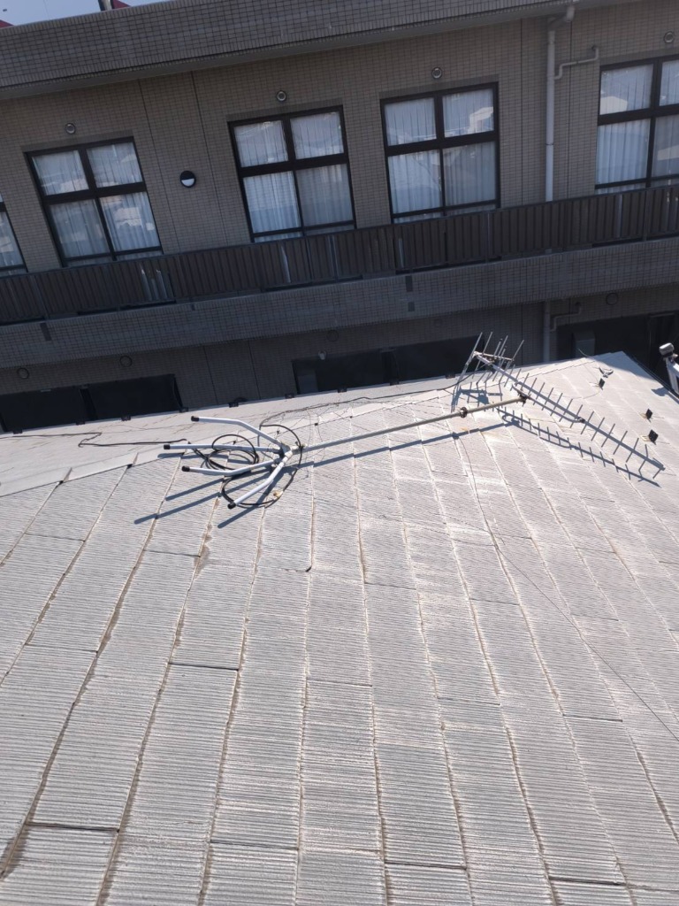 船橋市古和釜町の既存住宅でアンテナ倒壊に伴う交換工事