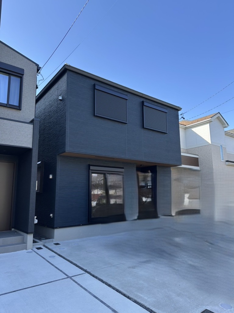 一宮市木曽川町黒田のオープンハウスアーキテクト様新築　台風でも安心の地デジ屋根裏アンテナ工事