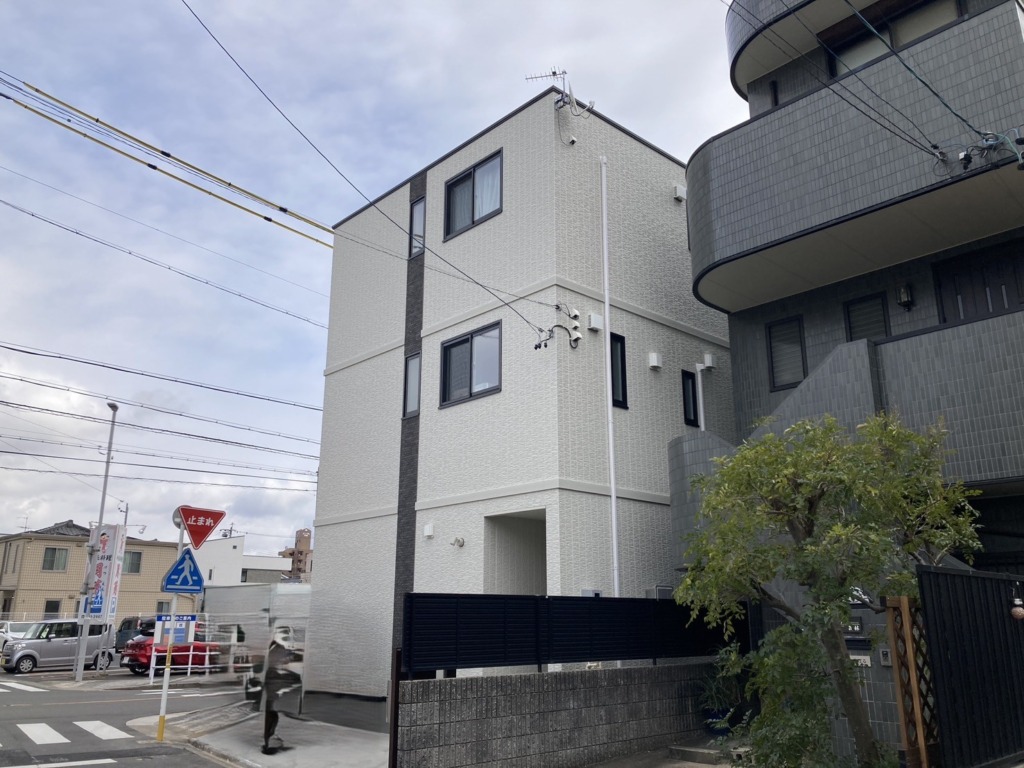 名古屋市瑞穂区玉水町の3階建て住宅に2K4K8K対応BSと地上波デジタル放送八木式アンテナ工事