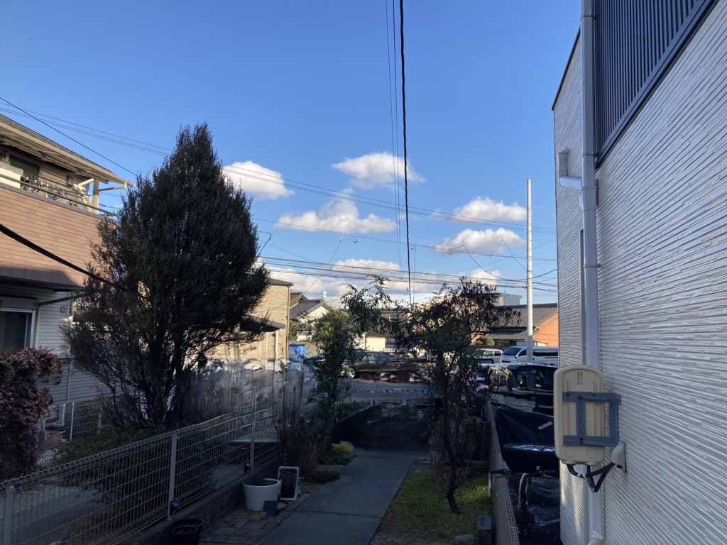 名古屋市港区善進町の既存住宅で光テレビから屋根裏アンテナへの切り替え工事