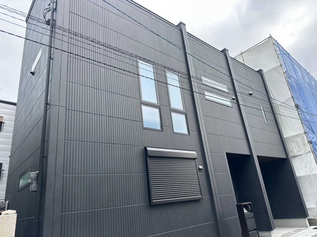 守口市滝井元町の近畿不動産様3階建て新築 スタイリッシュなユニコーンアンテナ工事